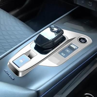 並行輸入品】 日産ノート用ギアシフトパネルインテリアアクセサリー