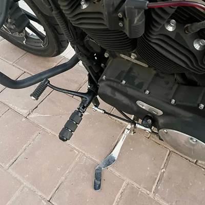 【並行輸入品】 フルバイクフロントコントロールキット ペグレバー ハーレースポーツスターxl883xl1200用黒クロムリンケージ アイアン48 72 1991-upの画像