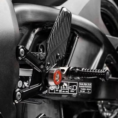 【並行輸入品】 ホンダCBR1000RR-R cbr1000rrr2020-2023用バイク用保護 フットペグの画像