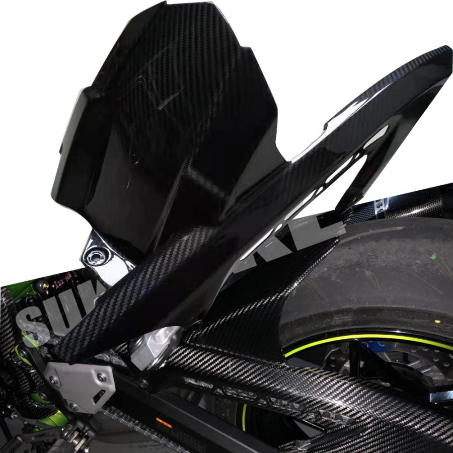 【並行輸入品】 カワサキ リアマッドガード チェーンカバー付き モーターサイクル カーボンファイバー アクセサリー z900 z 900 2017 2018-2020_1