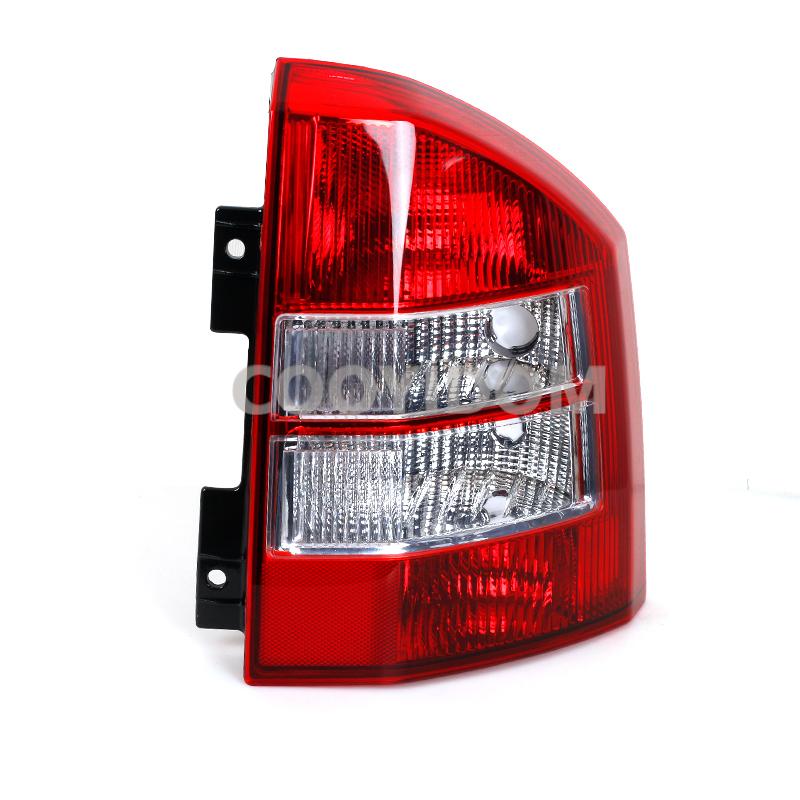 【並行輸入品】 ジープコンパス 2007-2010 左右 フォグライト ヘッドライト 信号 自動ブレーキランプ 電球なし