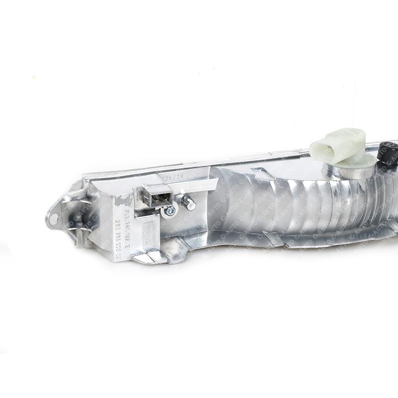 【並行輸入品】 ゴルフ セガ ターボ2007-2010 7l5941181e 7l5941182e 車両 フォグライト バンパー 車両保護_3
