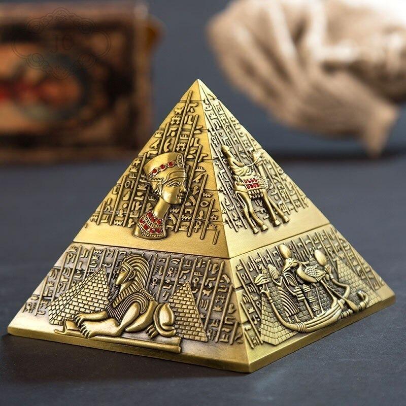 【レビューで送料無料】 古代エジプト ピラミッドの灰皿 プレゼントにもばっちり♪ アンティーク ヴィンテージ【ゴールド】 インテリア 置物 オブジェ 灰皿、喫煙台