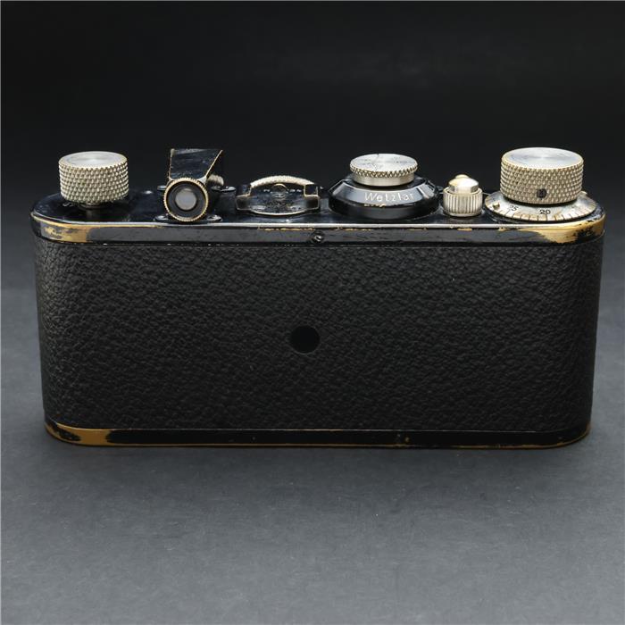 ライカ（Leica） 《良品》Leica A型 (新エルマー50mm F3.5付) : カメラ