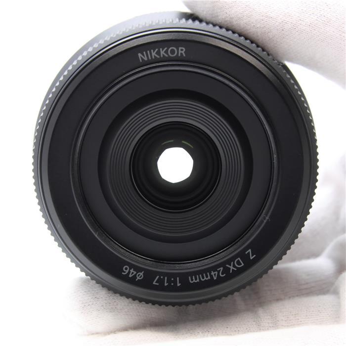 美品】NIKKOR Z DX 24mm f1.7 ズームレンズと一緒に