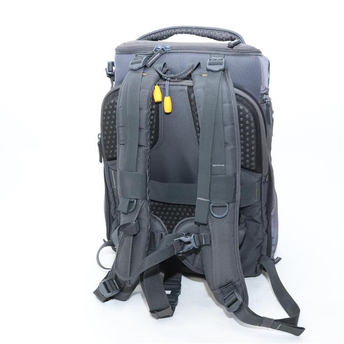 Vanguard Alta Sky 51D ヴァンガード カメラバッグ 大容量 Alta Sky 51D Camera Backpack - Black/Gray – Vanguard USA