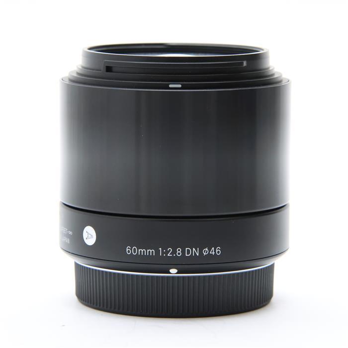 SIGMA 60mm F2.8 DN シルバー 【マイクロフォーサーズ用】 シグマ 60mm F2.8 DN マイクロフォーサーズ” レビュー。 外観を