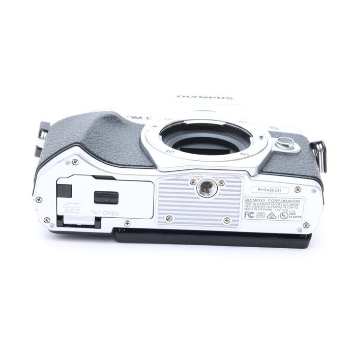 オリンパス 《難有品》OLYMPUS OM-D E-M10 Mark III ボディ : カメラ