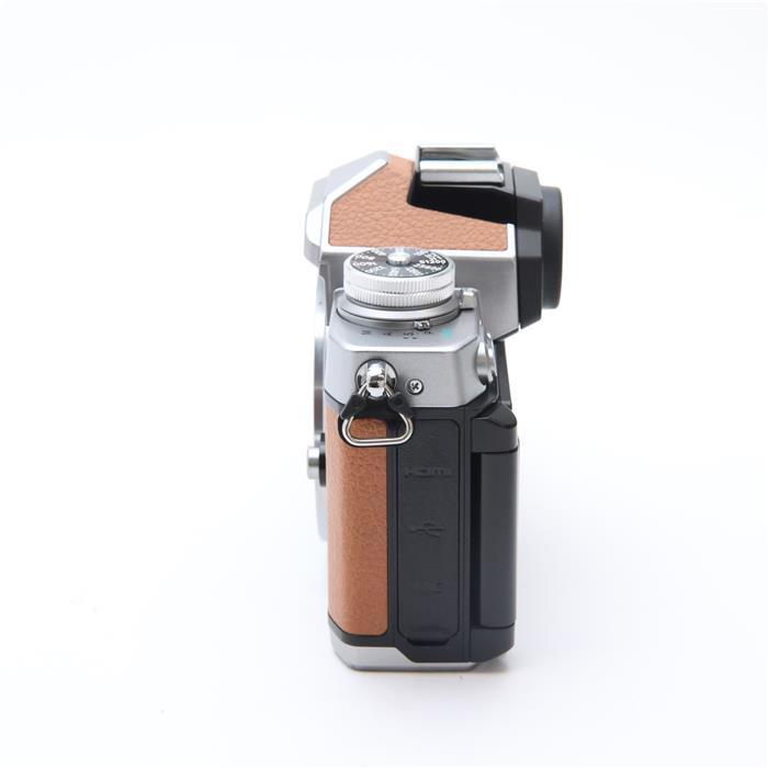 ニコン（Nikon） 《良品》Nikon Z fc ボディ プレミアムエクステリア張