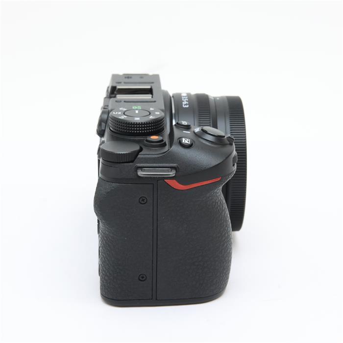 美品》Nikon Z30 16-50 VR レンズキット A]ニコン Z30 16-50 VR