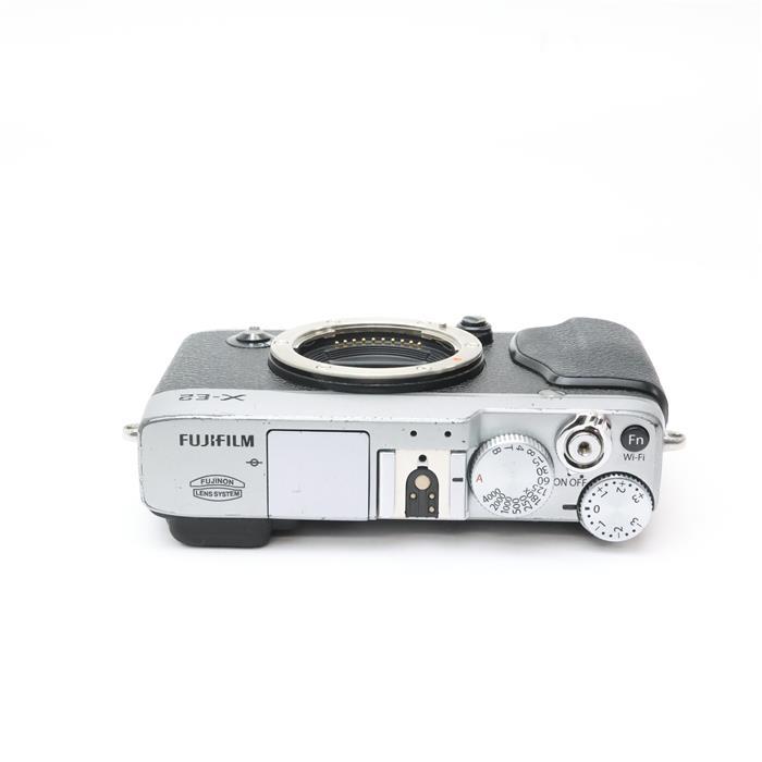 美品 フジフィルム　FUJIFILM X-E2 富士フイルム X-E2 ﾎﾞﾃﾞｨ ｼﾙﾊﾞｰ【1630万画素】 ミラーレス一眼 の