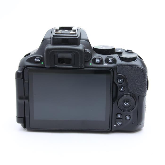 ニコン 《並品》Nikon D5600 18-55 VR レンズキット : カメラ