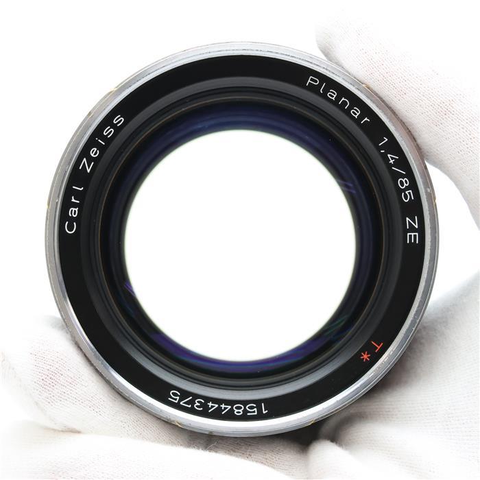 並品》Carl Zeiss Planar T* 85mm F1.4 ZE（キヤノンEF用） : カメラ