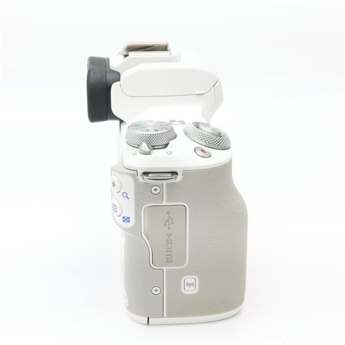 キヤノン（Canon） 《良品》Canon EOS Kiss M2 ダブルズームキット