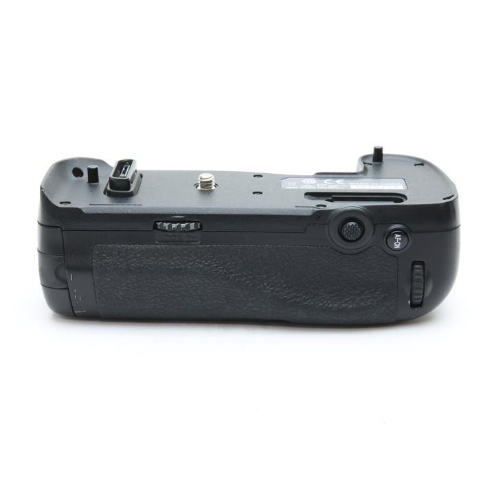 マルチパワーバッテリーパック　MB-D17 ニコン（Nikon） 《並品》Nikon マルチパワーバッテリーパック MB-D17