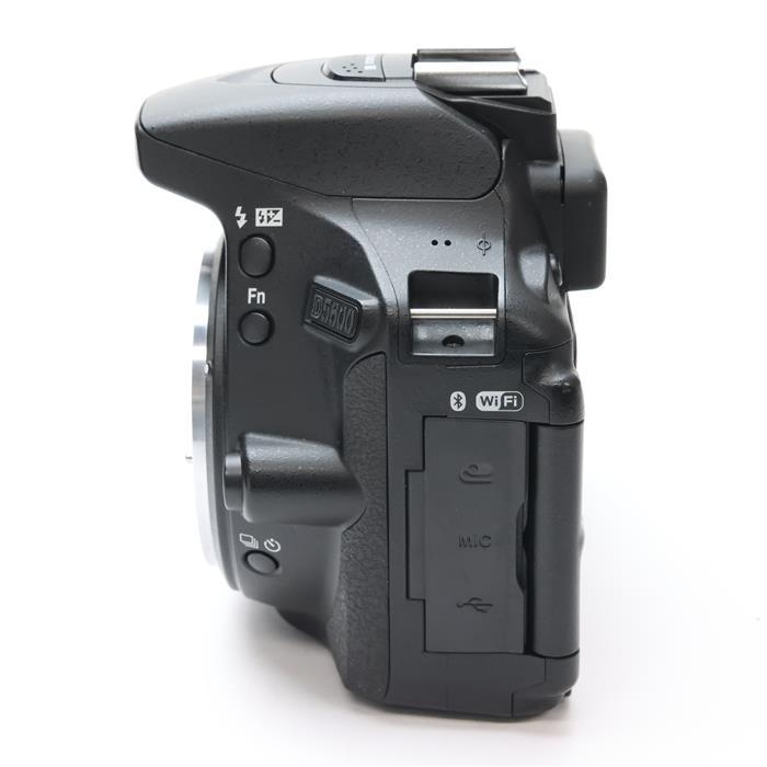 ニコン（Nikon） 《良品》Nikon D5600 ダブルズームキット : カメラ