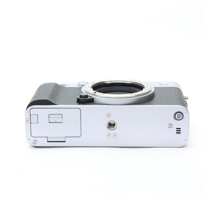 FUJIFILM（フジフイルム） 《新同品》FUJIFILM X-E5 ボディ : カメラ