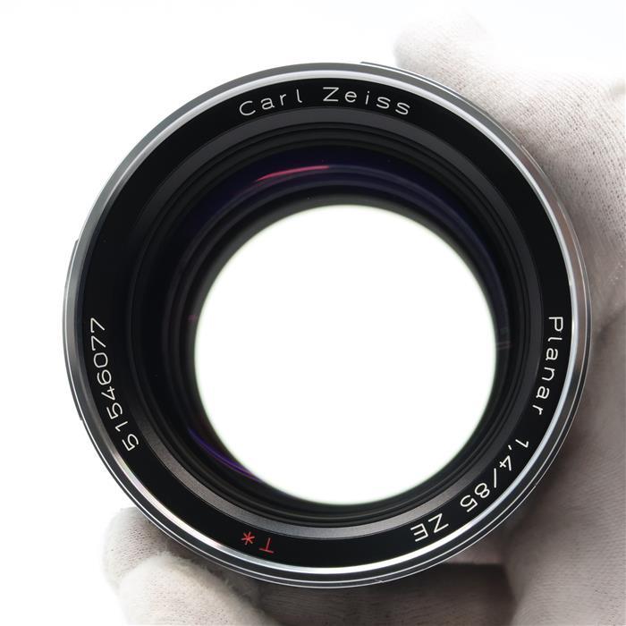 美品》Carl Zeiss Planar T* 85mm F1.4 ZE（キヤノンEF用） : カメラ