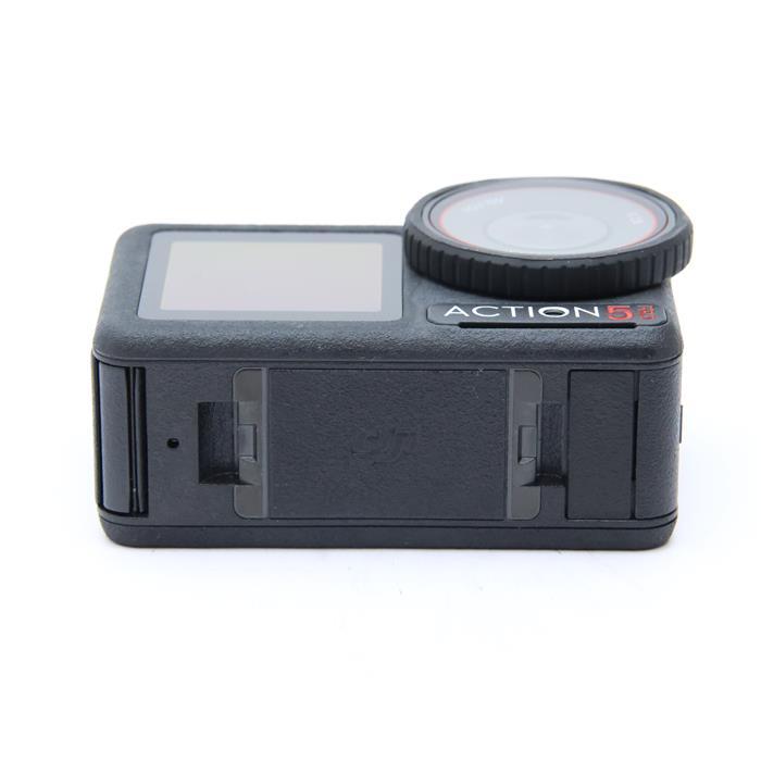 美品》DJI Osmo Action 5 Pro スタンダードコンボ OSMO-ACTION5PRO 