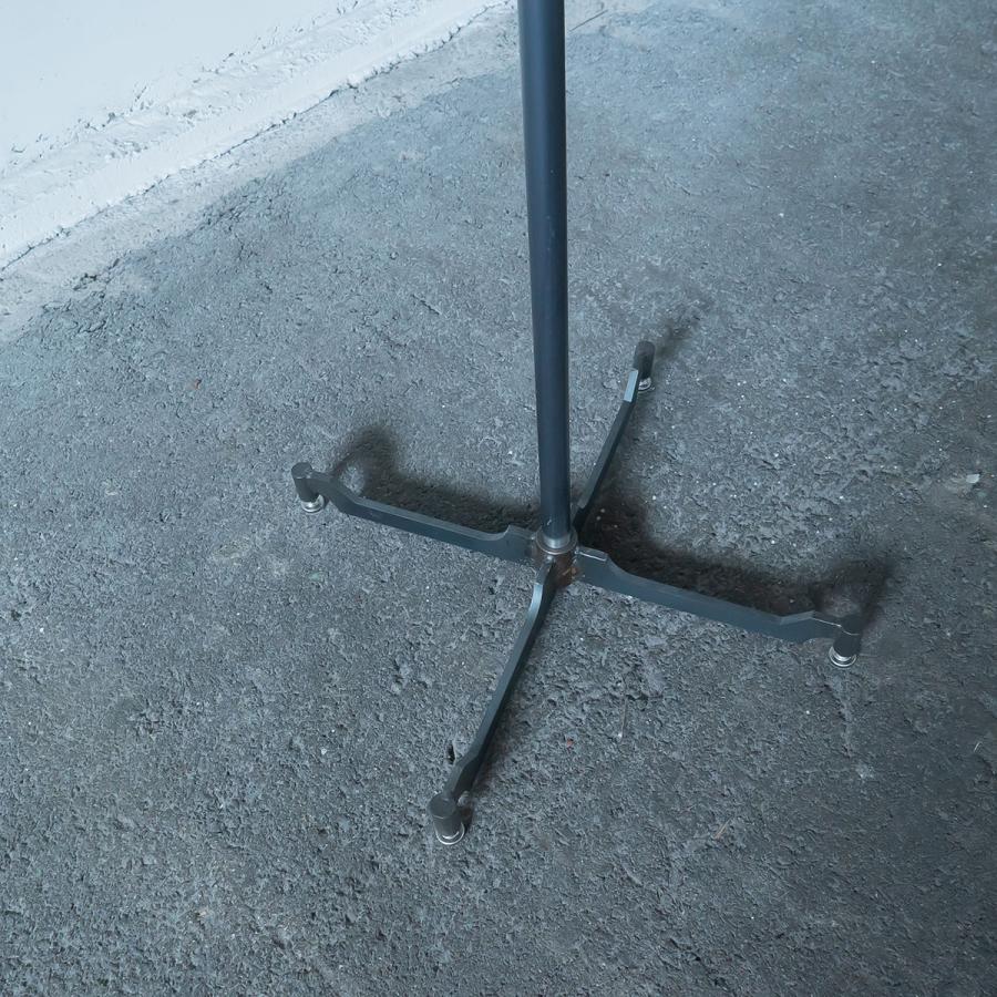 SIKAKU シカク CIRCLE HANGER RACK ハンガーラック サークル 円形 スチール おしゃれ リビング収納 店舗ディスプレイ 高級 アンティーク レトロ 日本製 |  | 10