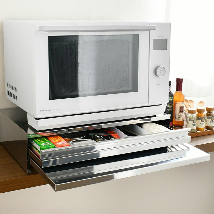 角皿が入るステンレス製レンジ下スライドテーブル収納 W55 キッチン収納 ステンレス スチール デザイナーズ メイドインジャパン 日本製 | 足立製作所 | 03