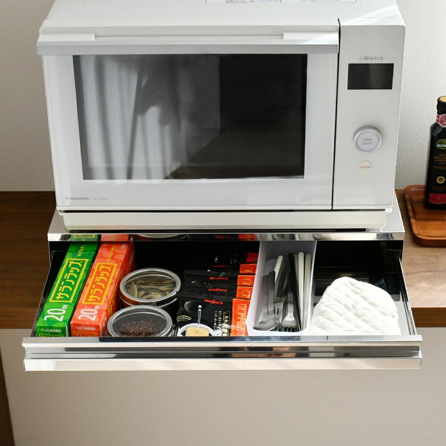 角皿が入るステンレス製レンジ下スライドテーブル収納 W55 キッチン収納 ステンレス スチール デザイナーズ メイドインジャパン 日本製 | 足立製作所 | 04