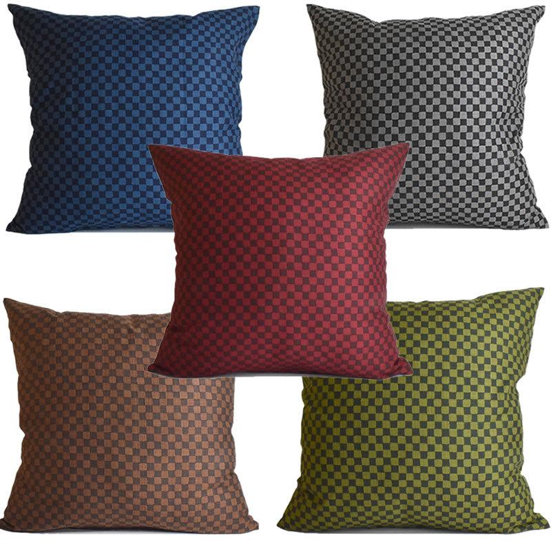 在庫処分セール♪ クッションカバー 石畳 縁起の良い市松模様が凛と