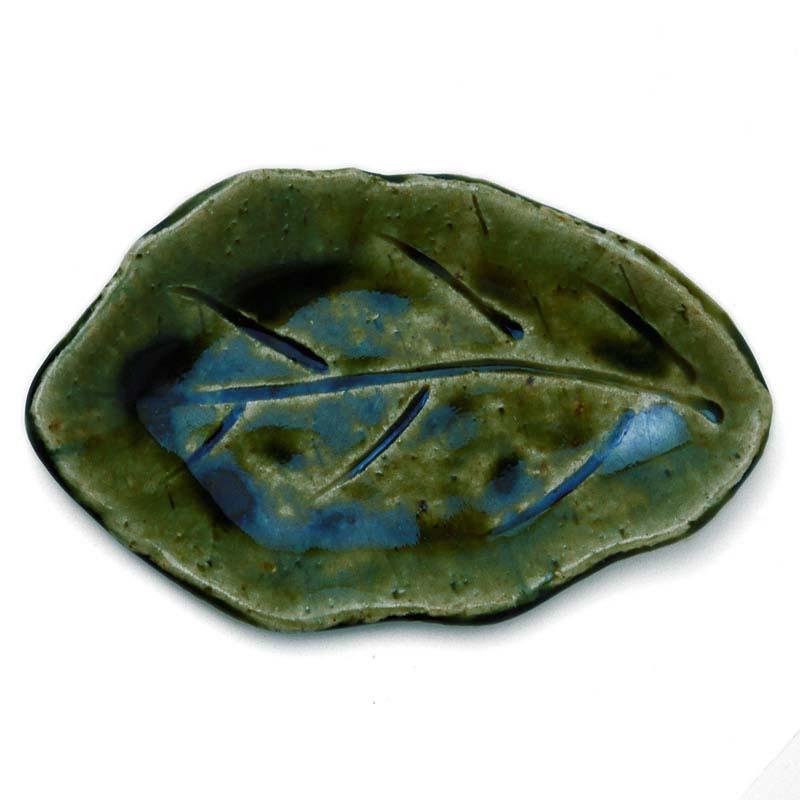 織部焼：織部葉形小皿・有松進《小皿・14.0cm》 : 和食器の愉しみ