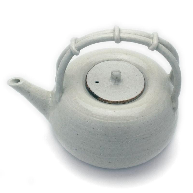 白釉手付酒器・有松進《酒器・300ml》