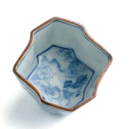 九谷焼：祥瑞松皮菱酒盃・須田菁華《ぐい呑み》 : 和食器の愉しみ 工芸