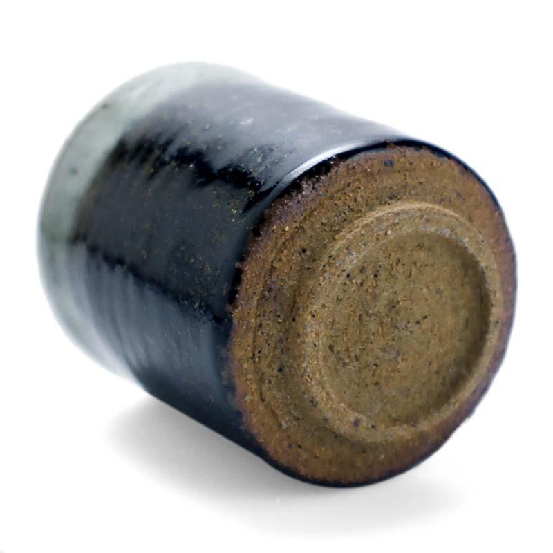 唐津焼：朝鮮唐津湯呑・中村恵子《湯呑・マイ湯呑》 : 和食器の愉しみ