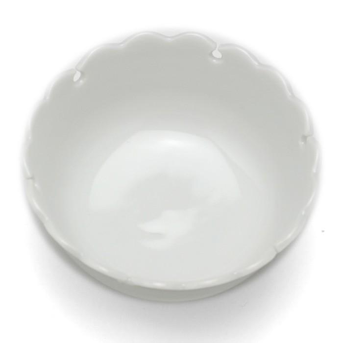 白磁：白磁雪輪猪口・古川章蔵《小付・6.8cm》 |  | 01