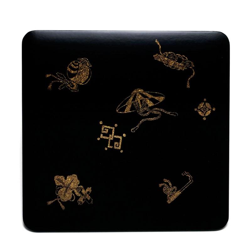 漆器：宝尽くし黒内朱一閑張三段重・藤井収 & 山本哲《重箱・3段・一閑張り》 |  | 01