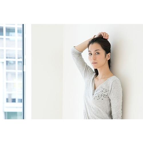 ヨギーサンクチュアリ　ほぼ新品　トップス フレッシュカラーでナチュラルに華やぐ！ヨギー・サンクチュアリ