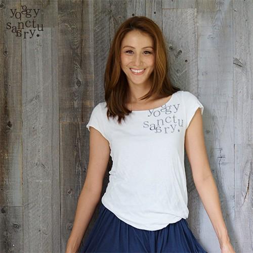 ヨギーサンクチュアリ airy print scoop neck T ホワイト ヨギーサンクチュアリ airy print scoop neck T ホワイト