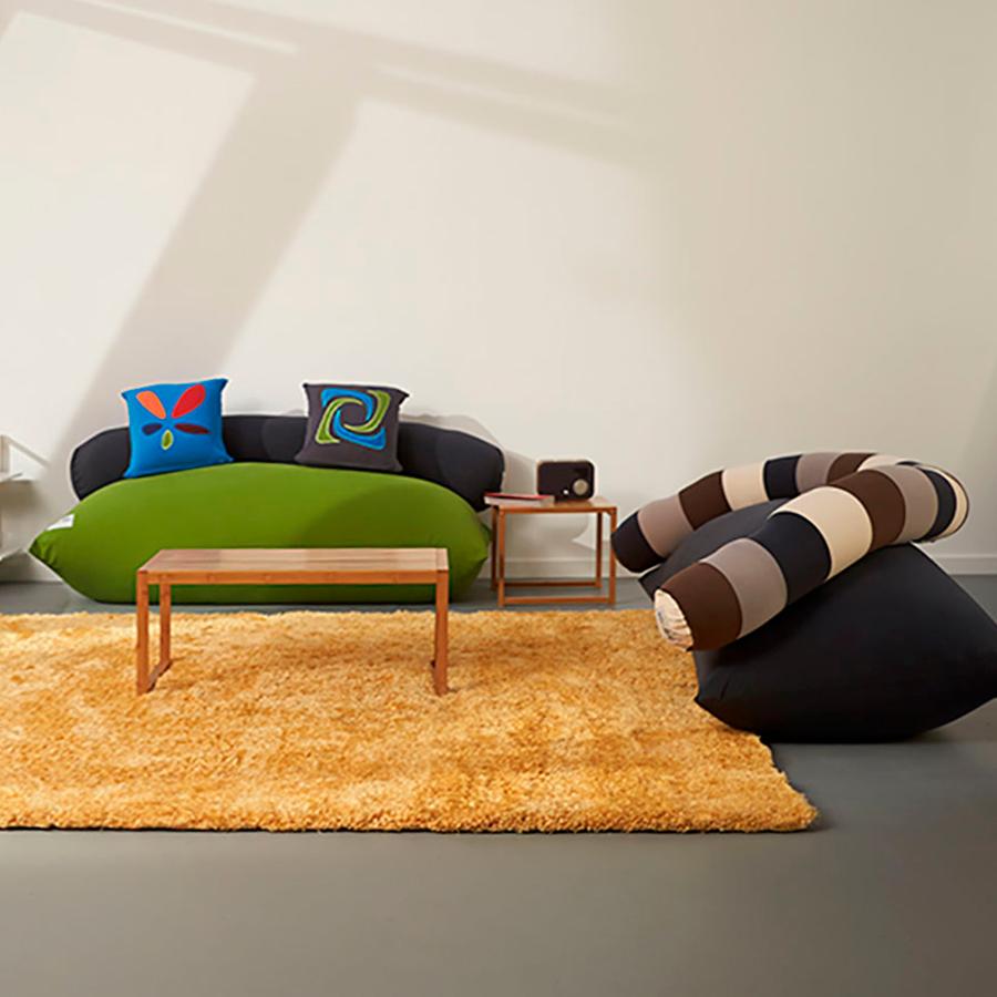 ソファはもちろん椅子やベッドにも。あなたの希望を全て叶える大きいサイズのビーズソファ「Yogibo Max（ヨギボーマックス）」｜yogibo-store｜05