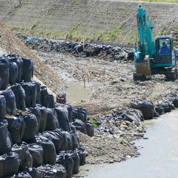 耐候性大型土のう AS-002 BLACK 1年耐候 10袋 コンテナバッグ トン袋 トンバッグ |  | 04