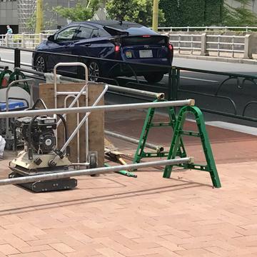 サンコー 三甲 単管バリケード レッド/ブルー/グリーン/イエロー/オレンジ 10台 対応単管 φ48.6 | 三甲 | 02