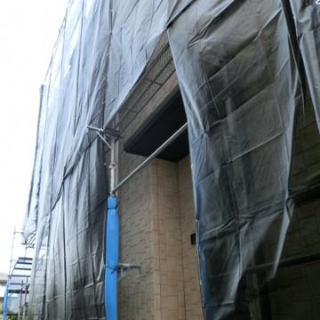 足場メッシュシート 【防炎】 ラッセルメッシュ ブラック 黒 1.8m×5.4m ハトメ 450ピッチ 10枚 建築用ネット 塗装用ラッセルシート 飛散防止ネット |  | 01