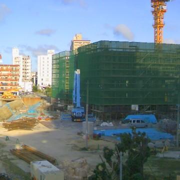 足場メッシュシート ラッセルメッシュ グリーン 1.8m幅×5.4m 建築用ネット 飛散防止ネット 防炎メッシュシート 熱田資材 |  | 04