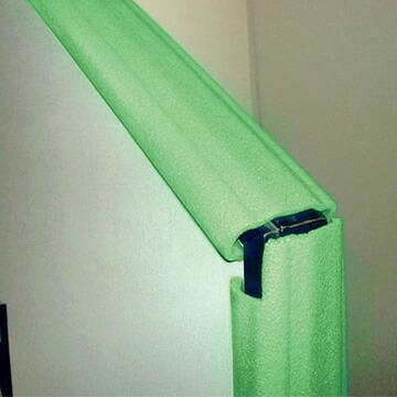 UFO ロンググリーン 有効枠100-180mm 長さ2000mm 10本 MF エムエフ 柱カバー 養生カバー 柱 開口枠 単管足場 ドアノブ 階段の笠木 ベランダの手すり |  | 03