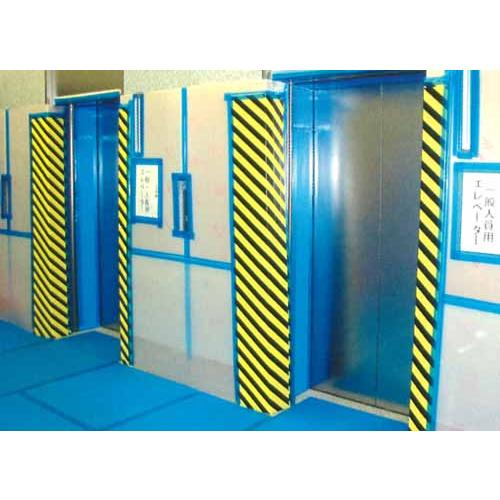 虎ノ門 10枚 養生材を注意喚起の トラ柄 保護材 黄黒 じゃばら 蛇腹 出隅 三方枠 虎柄 エレベーター養生 壁養生ボード リフォーム |  | 01