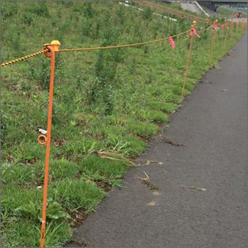 トラロープ 12mm×100m 5巻 工事現場 土木工事 区画標示 |  | 03