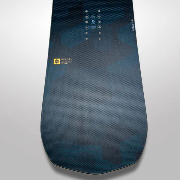 ⭐️完成品⭐️ スノーボード 板 キャンバー NIDECKER ナイデッカー スノボー RAVE レイブ カービング 地形 バンクド フリーラン 【KU1192910638】(43513円)