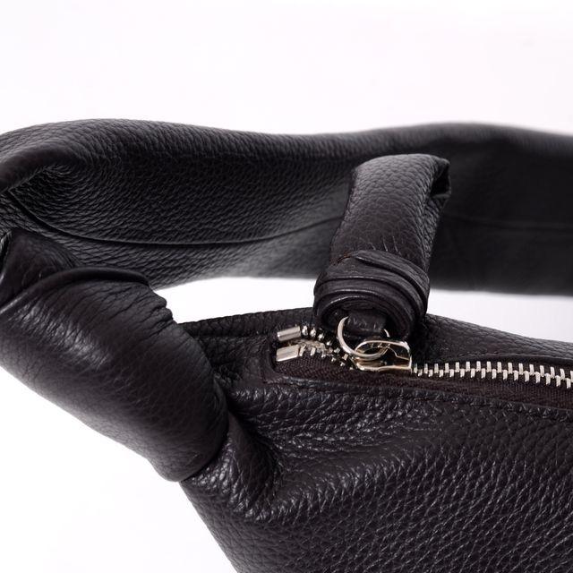 ルメール LEMAIRE スモールクロワッサンバッグ 牛革 ダーク ルメール LEMAIRE スモールクロワッサンバッグ 牛革 ダーク