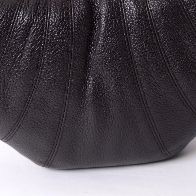 ルメール LEMAIRE スモールクロワッサンバッグ 牛革 ダーク ルメール LEMAIRE スモールクロワッサンバッグ 牛革 ダーク
