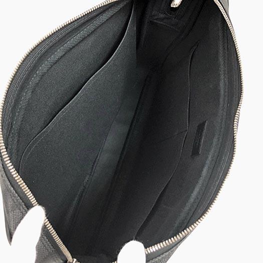 LOUIS VUITTON（ルイ・ヴィトン） ポルトドキュマン ヴォワヤージュ