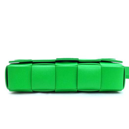 BOTTEGA VENETA ボッテガヴェネタ カセットミディアム クロス