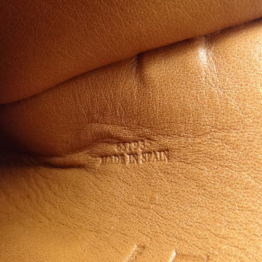 ロエベ ゲートポケット ショルダーバッグ フォンケース レザー ブルー系 タン 124.12.Z.45 LOEWE 横浜BLANC LOEWE（ロエベ） ゲートポケット ショルダーバッグ フォンケース