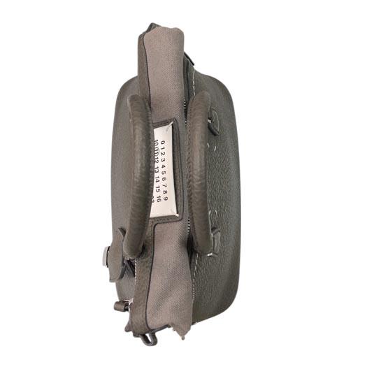 Maison Margiela（メゾンマルジェラ） 5AC ミニバッグ レザー グレー  